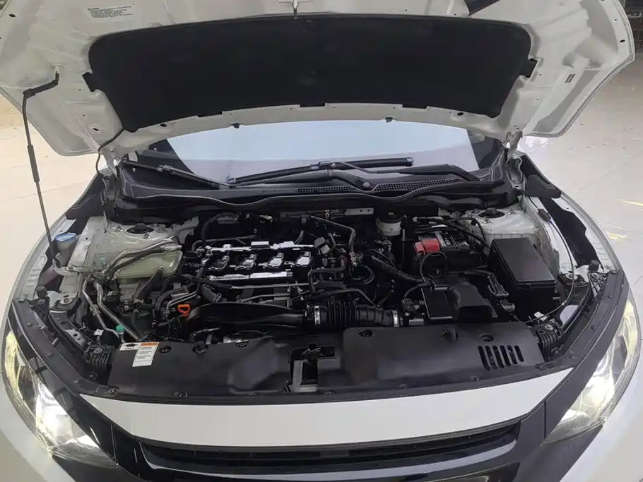 Honda Civic — миниатюра 10