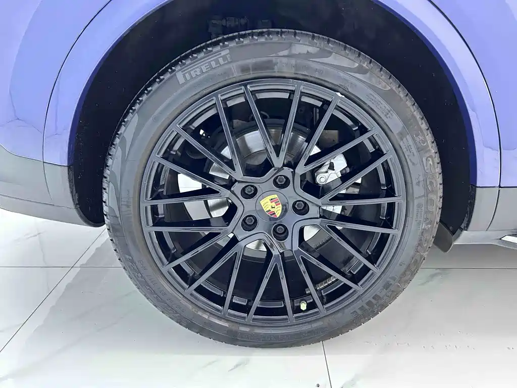 Porsche Cayenne Hybrid — миниатюра 26