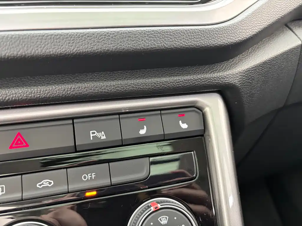 VOLKSWAGEN T ROC EXPLORING SONGS