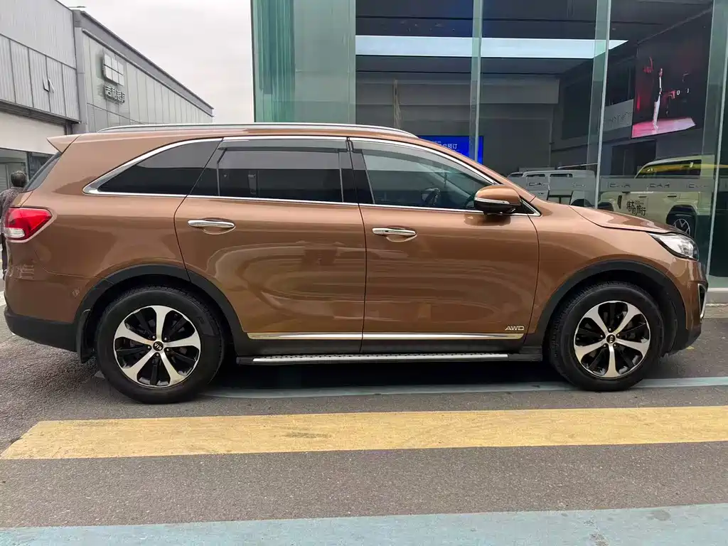 Kia Sorento — миниатюра 4