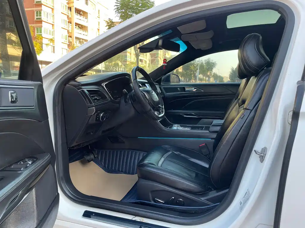 Ford Taurus — миниатюра 8