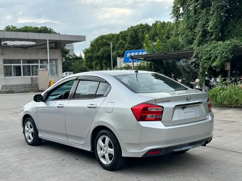 Honda City Classic — миниатюра 10