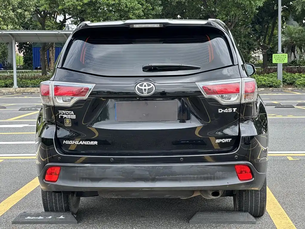 Toyota Highlander — миниатюра 5