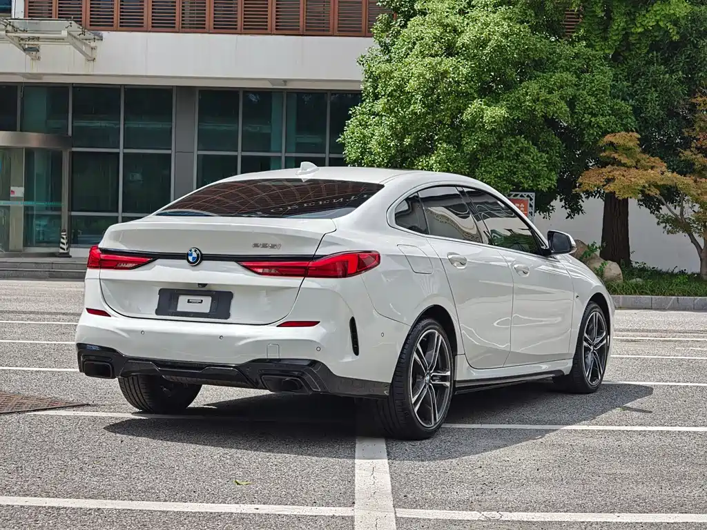 BMW 2 Series (Import) — миниатюра 6