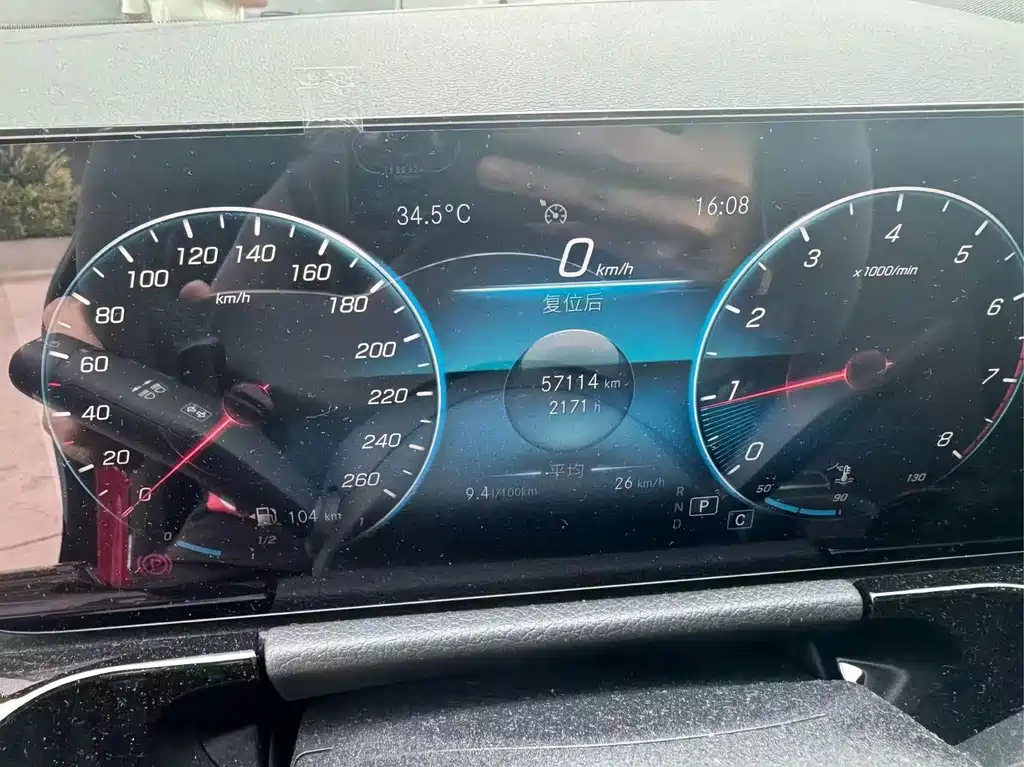 Mercedes-Benz GLA — миниатюра 8