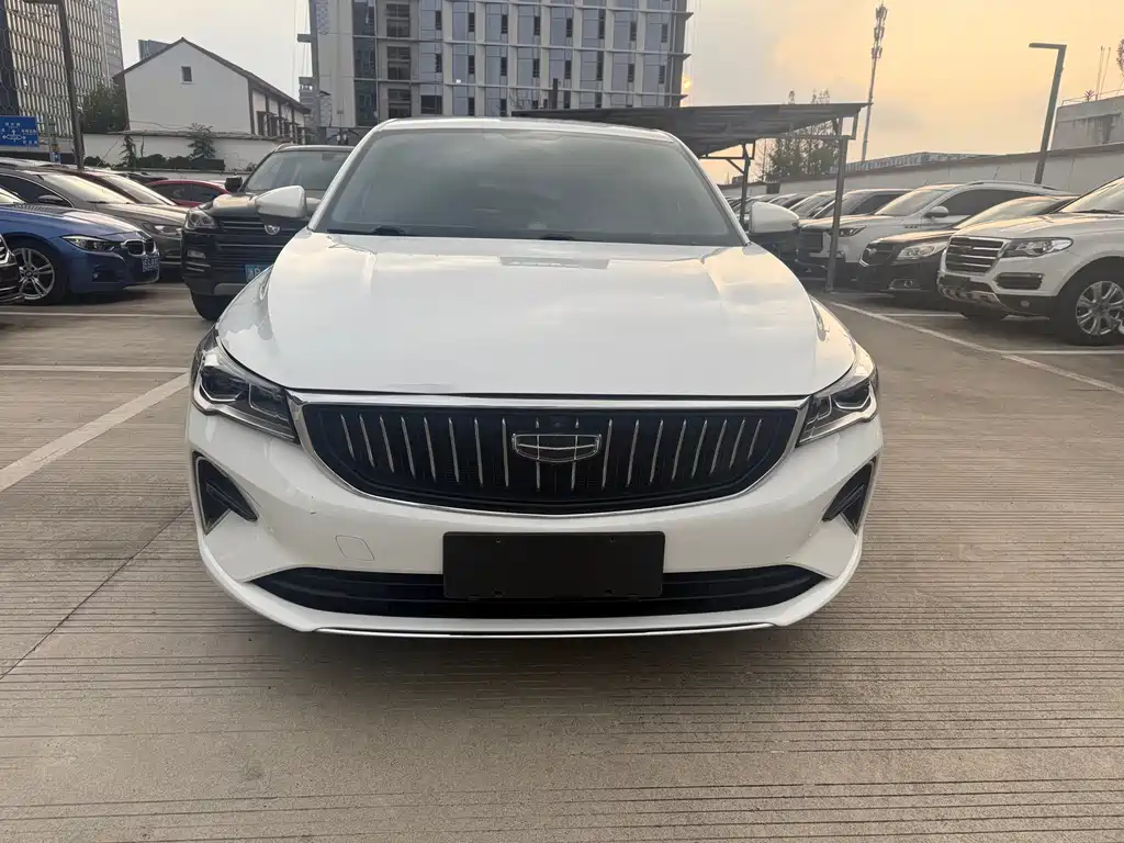 Geely Emgrand — миниатюра 2