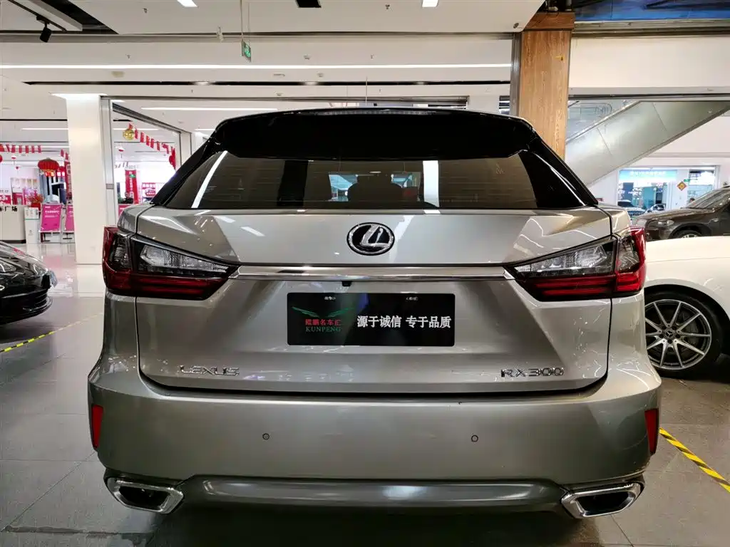 LEXUS RX