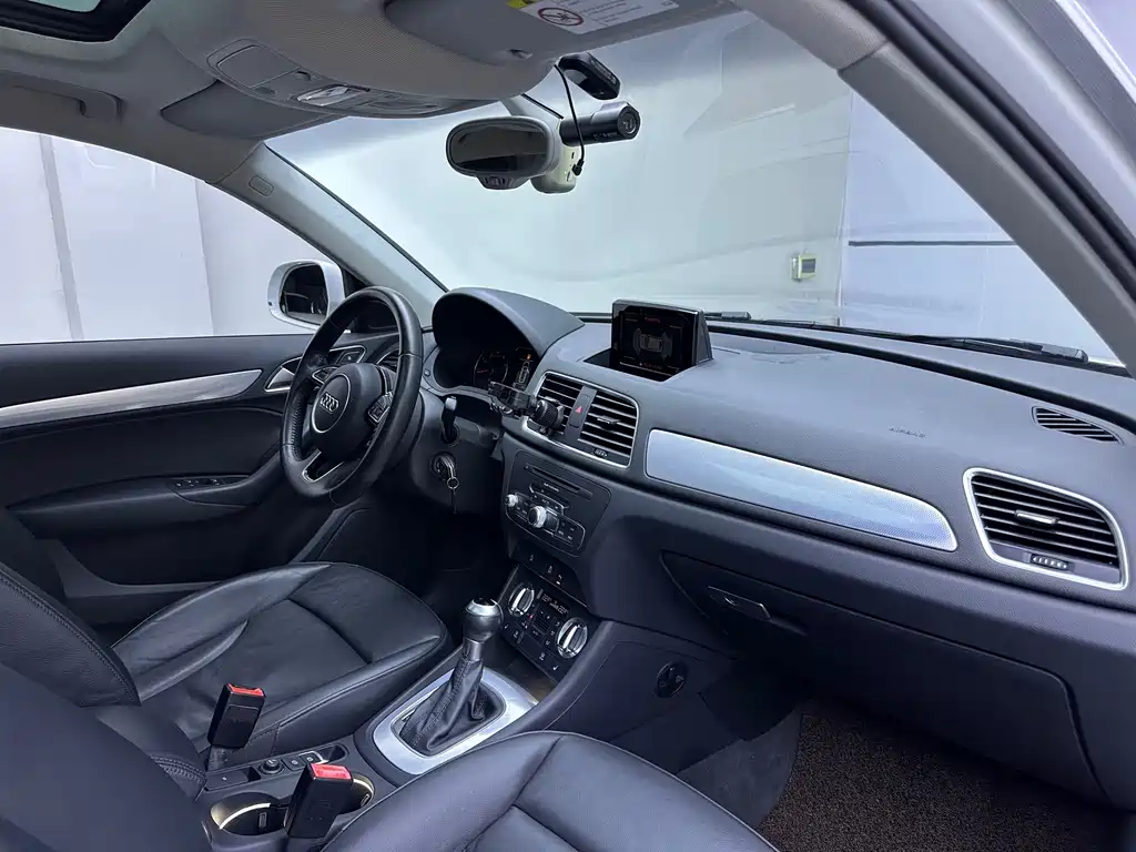 Audi Q3 — миниатюра 14