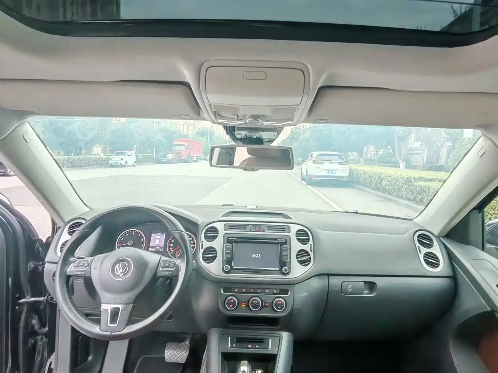 Volkswagen Tiguan — миниатюра 10