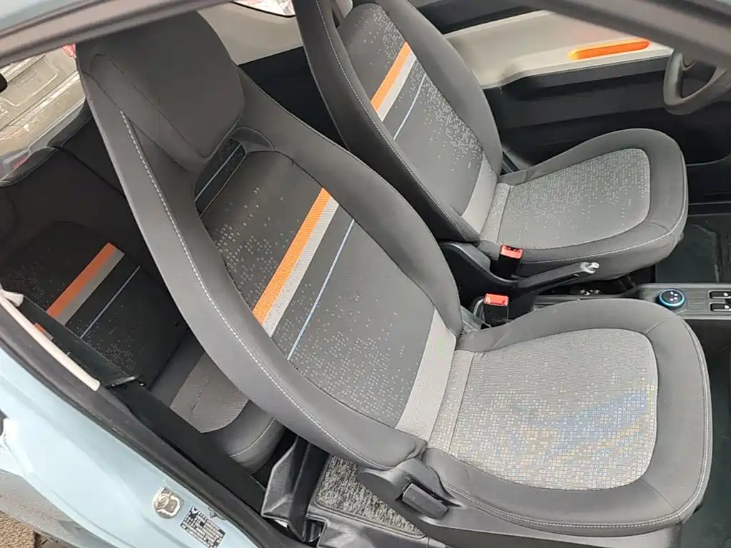 Wuling MINIEV — миниатюра 25
