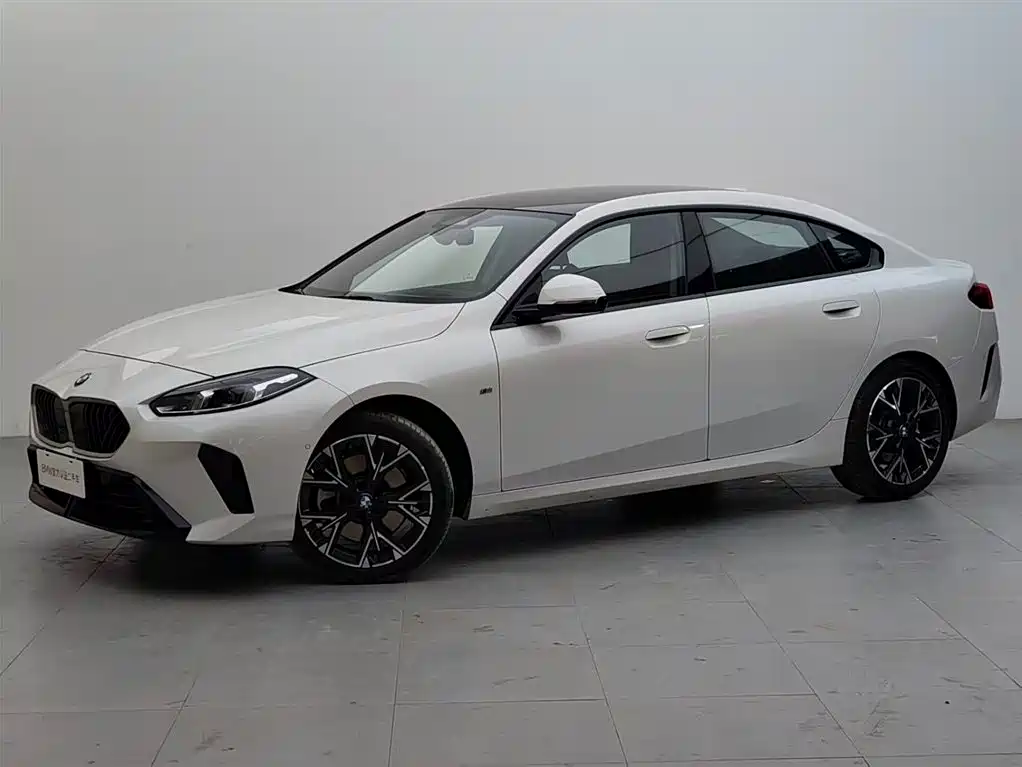 BMW 2 series 2025 Белый из Китая