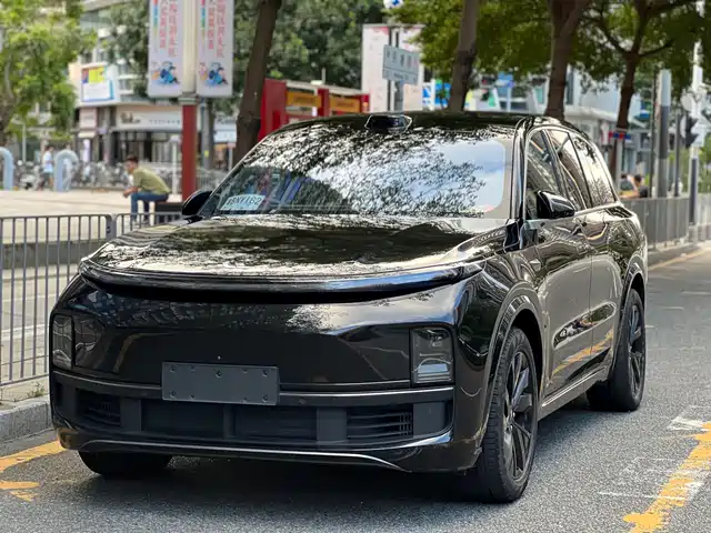 IDEAL CAR IDEAL L8 2024