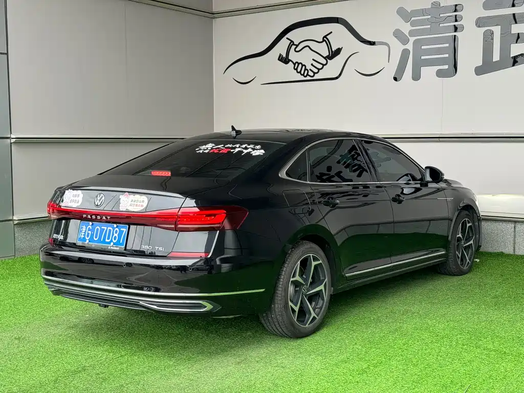 Volkswagen Passat — миниатюра 8