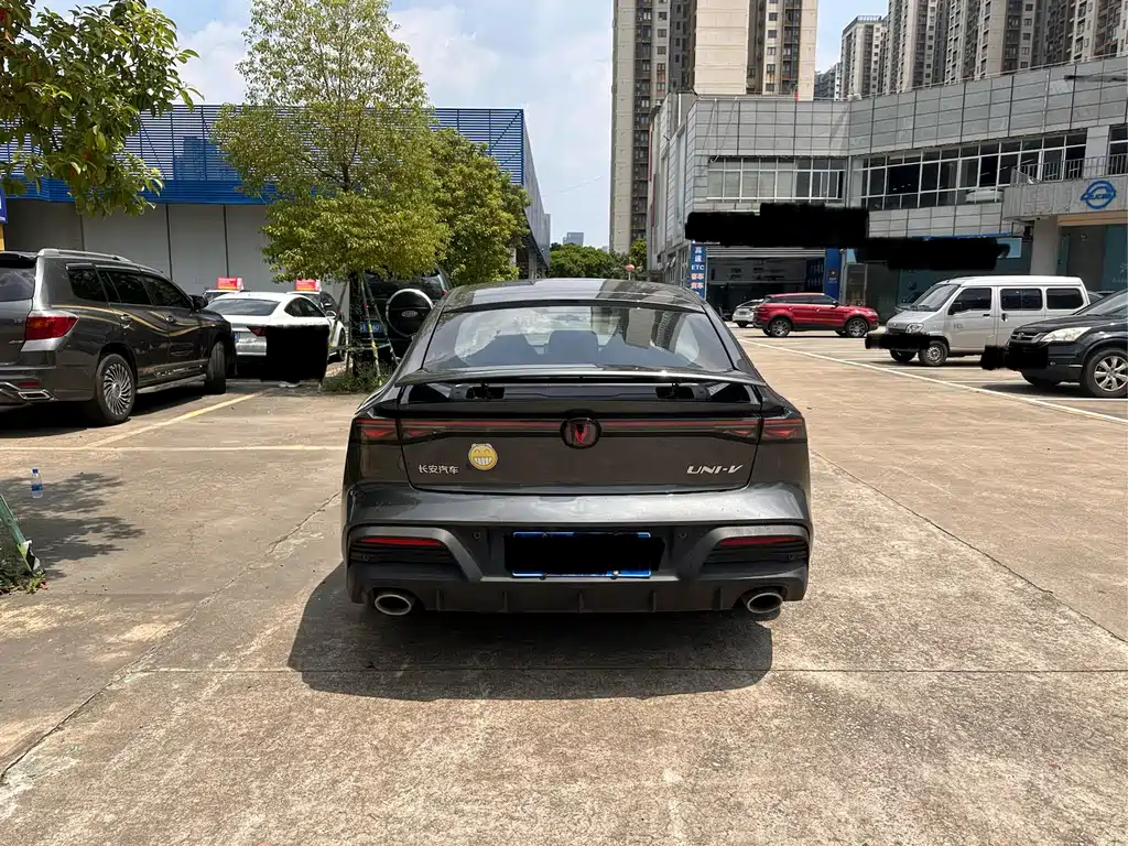 Changan UNI-V — миниатюра 5