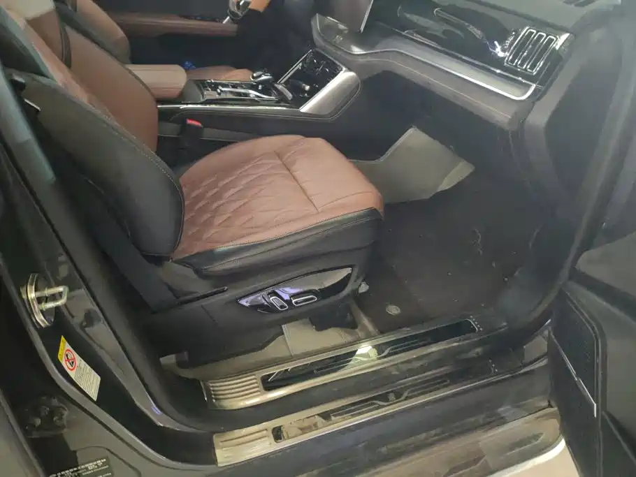 BYD Tang New Energy — миниатюра 8