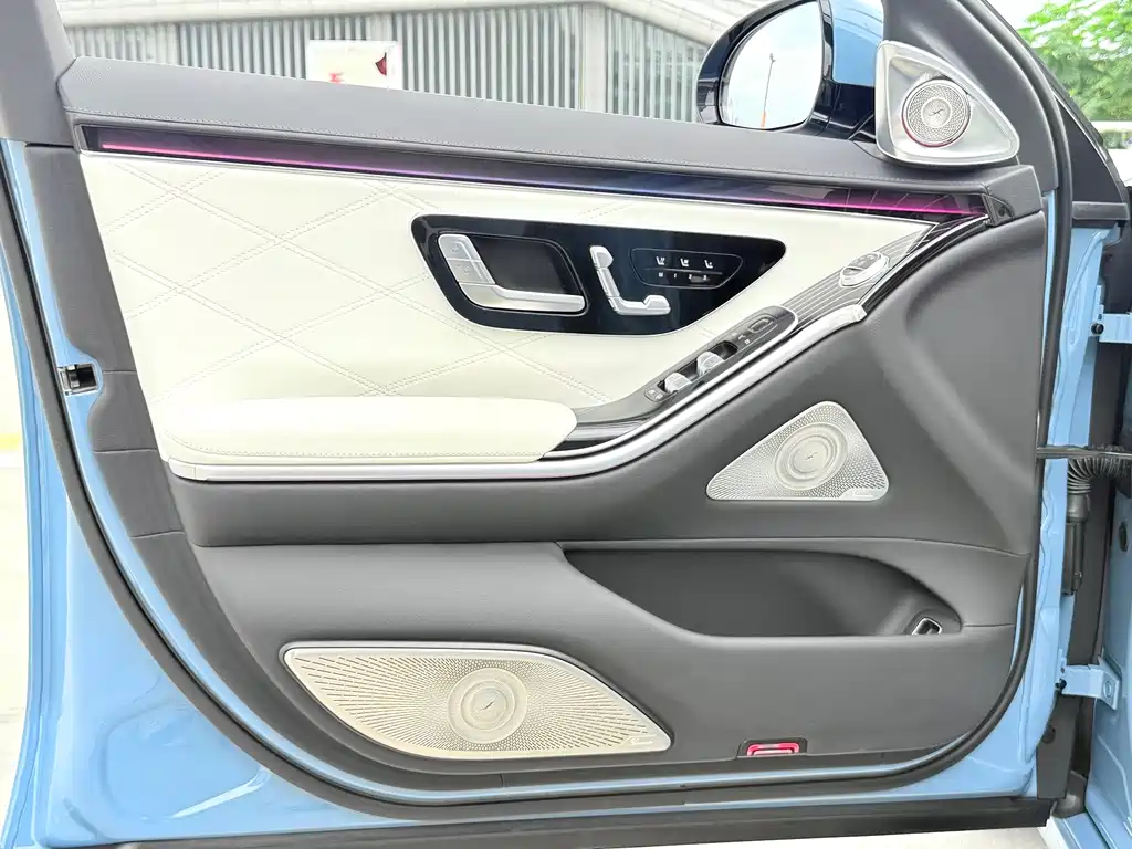 Mercedes-Benz S-Class — миниатюра 17