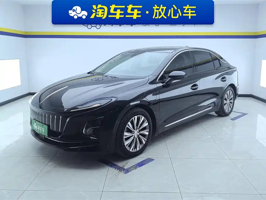 Hongqi HONGQI E QM5