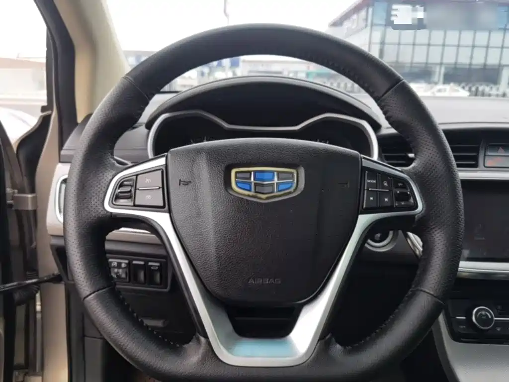 Geely Emgrand GS — миниатюра 11