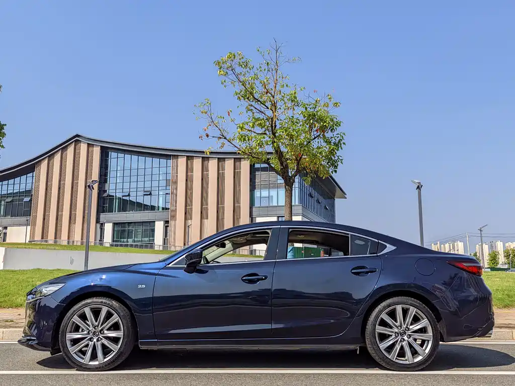 Mazda Atenza — миниатюра 3