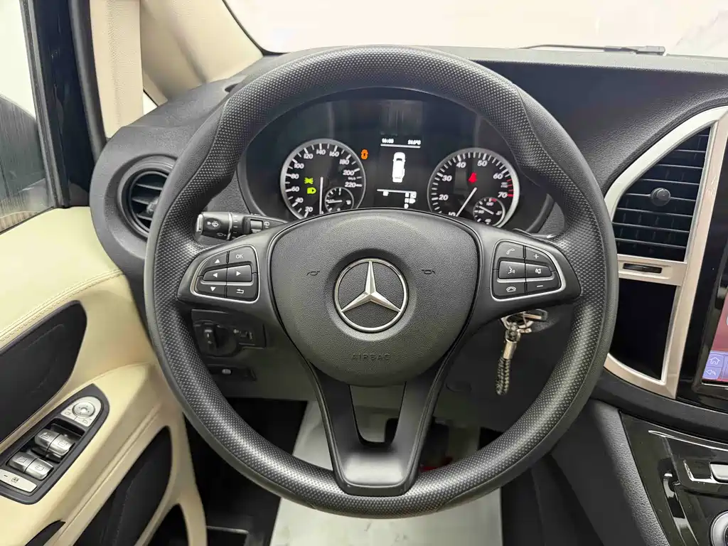 Mercedes-Benz Vito — миниатюра 20