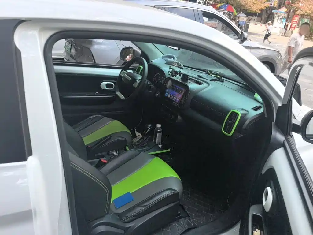 Roewe Clever — миниатюра 19