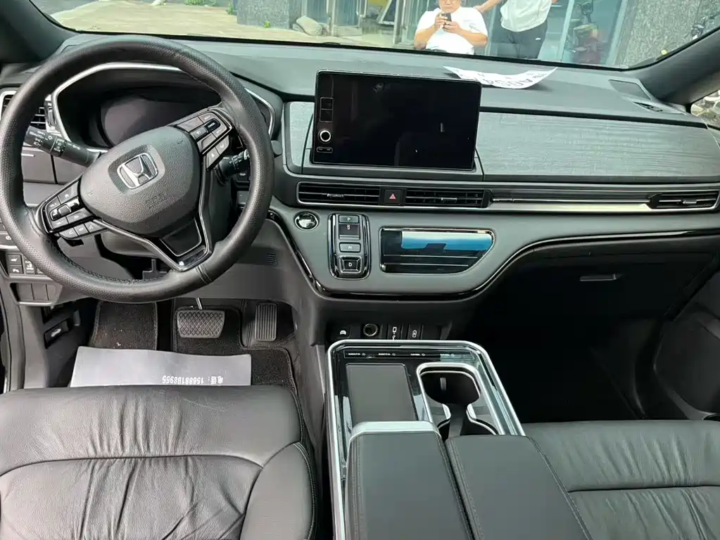 Honda Elysion — миниатюра 5