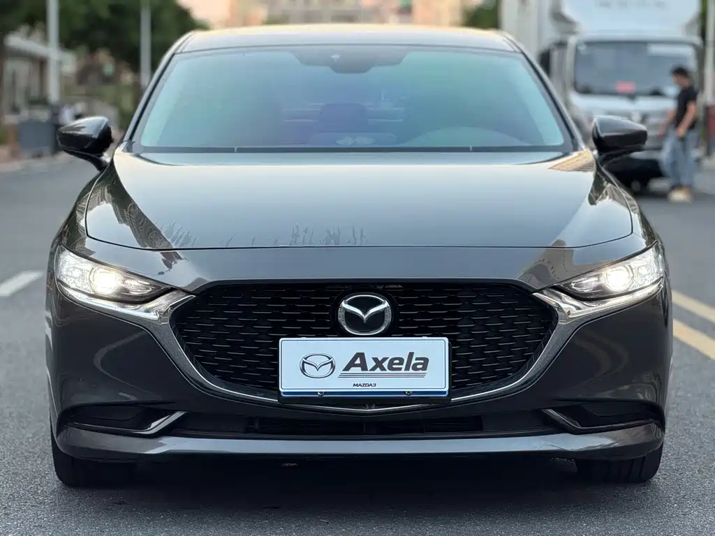 Mazda 3 Axela — миниатюра 2