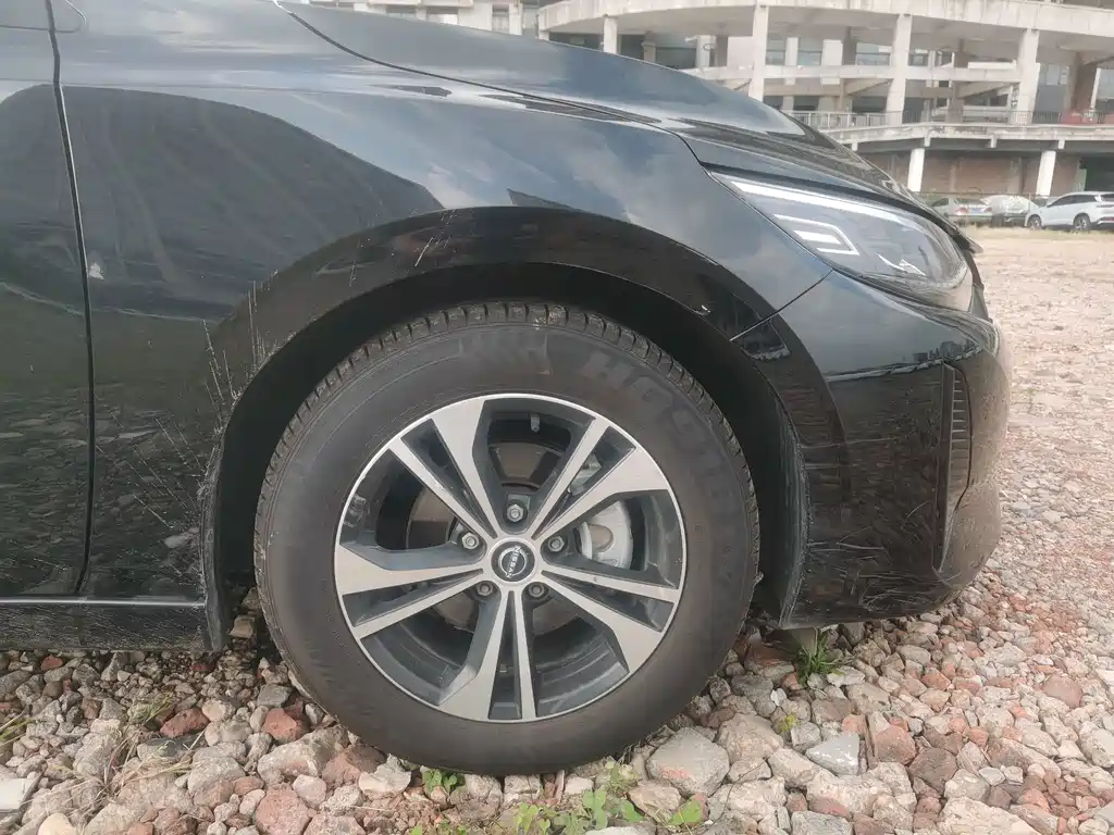 Nissan Sylphy — миниатюра 9