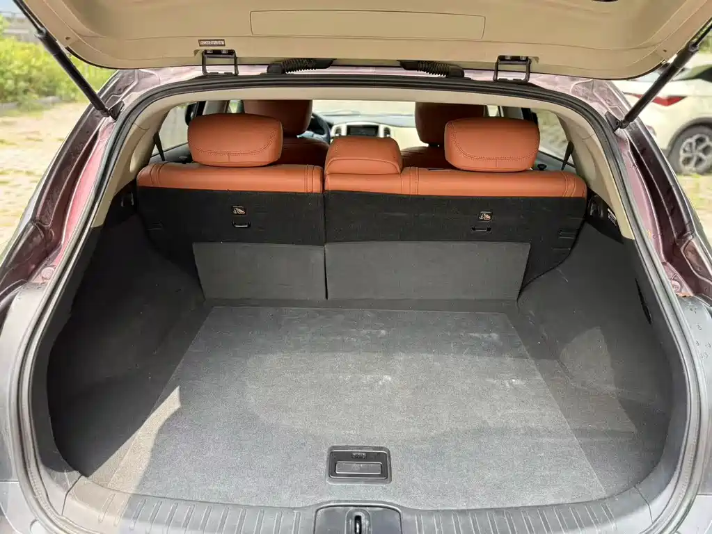 Infiniti QX50 2.5L Comfort Edition, фото 14