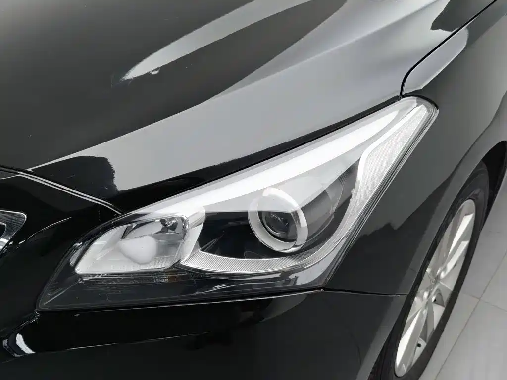 Hyundai Mistra — миниатюра 7