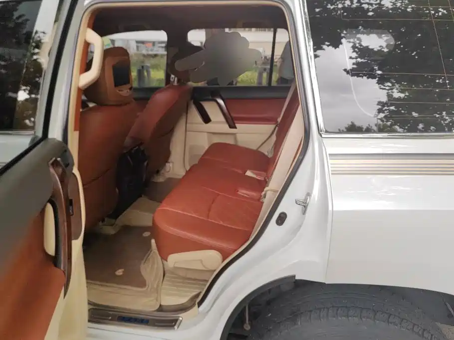 Toyota Prado (Import) — миниатюра 11
