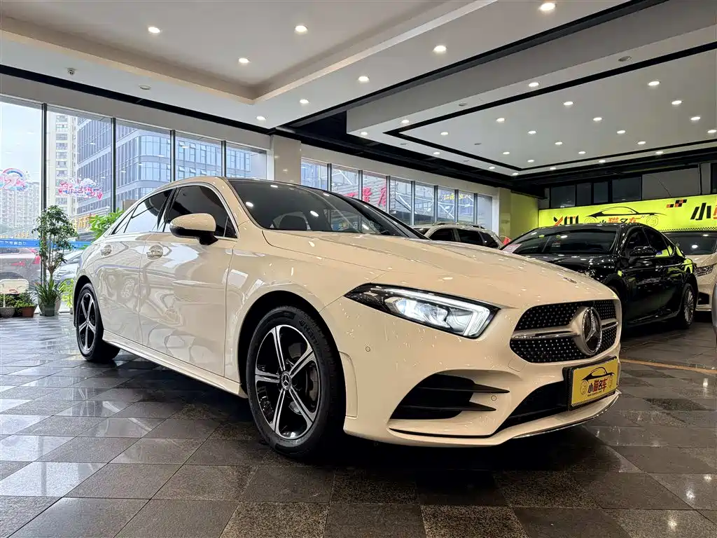 Mercedes-Benz A-Class — миниатюра 3