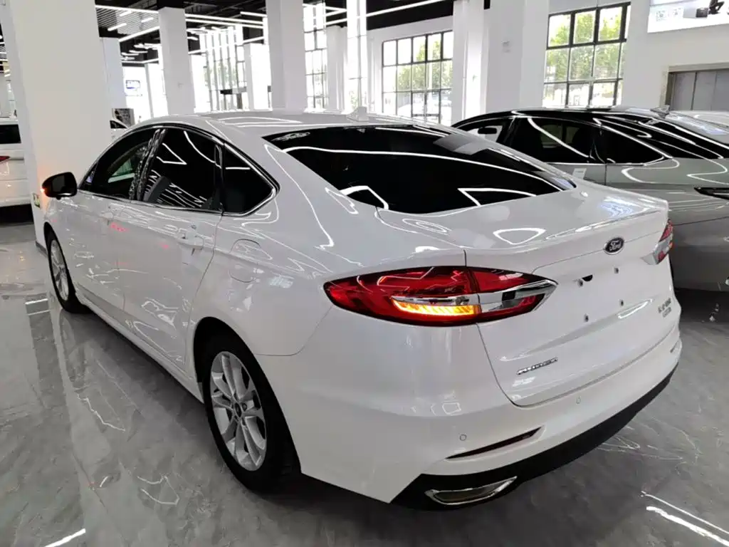 Ford Mondeo — миниатюра 5