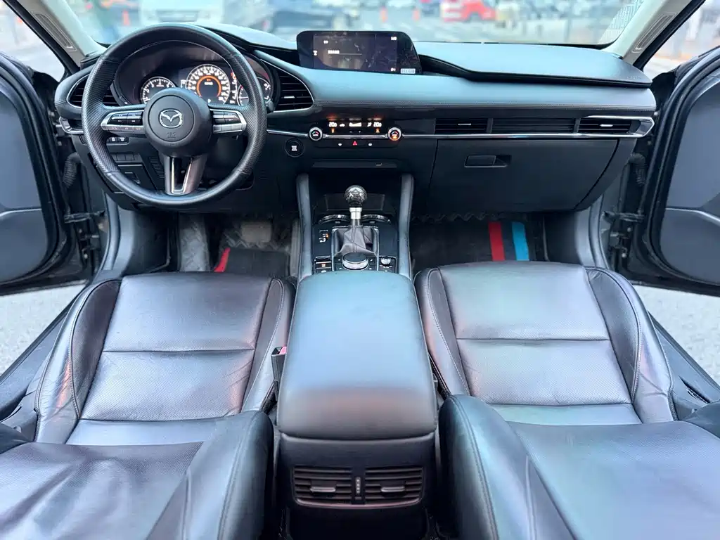Mazda 3 Axela — миниатюра 5
