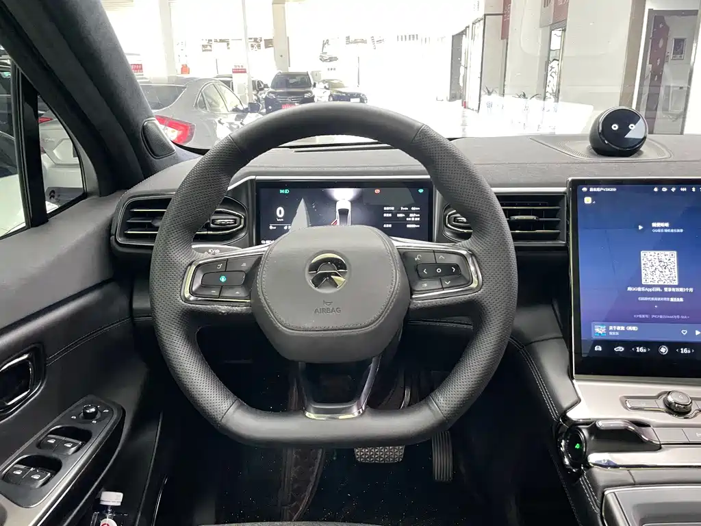 NIO EC6 — миниатюра 31