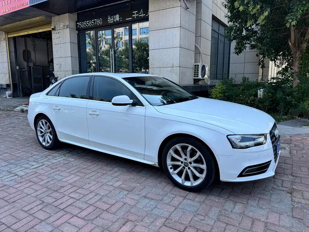 Audi A4L — миниатюра 7
