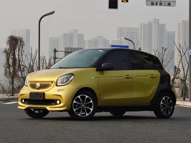 SMART FORFOUR
