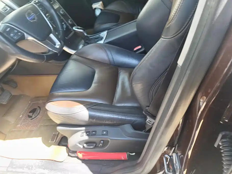 Volvo XC60 (Import) — миниатюра 9