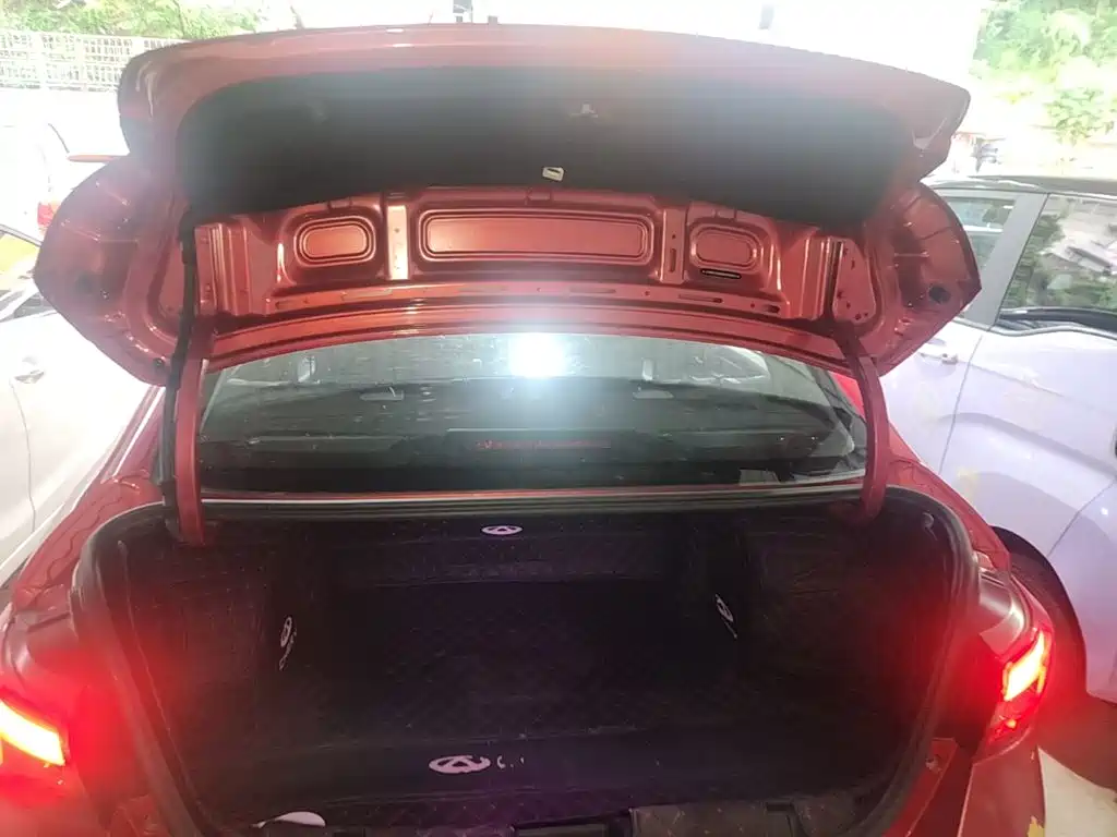Chery Arrizo 5 — миниатюра 19