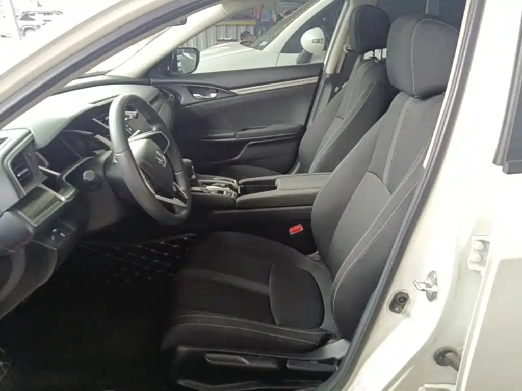 Honda Civic — миниатюра 15