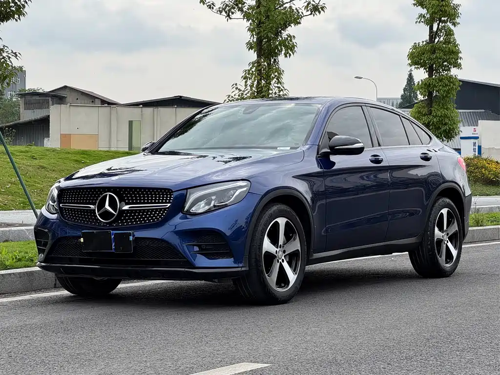 Mercedes-Benz GLC Coupe 2017 GLC 200 4MATIC Coupe SUV