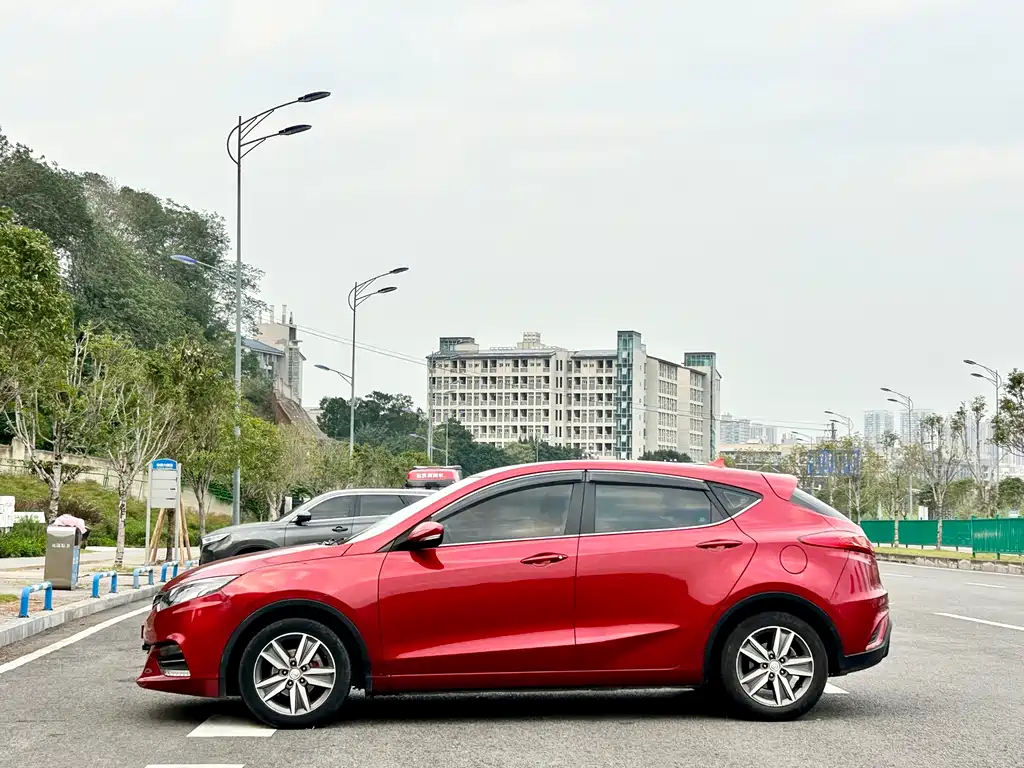 Changan Eado XT — миниатюра 11
