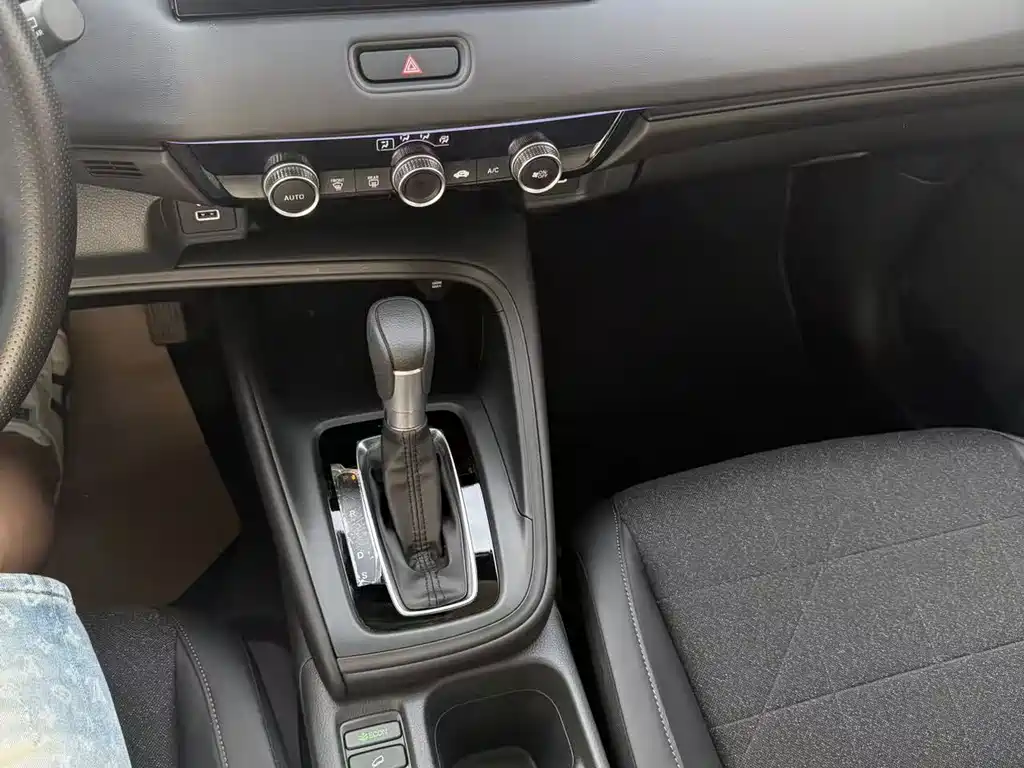 Honda Vezel — миниатюра 9