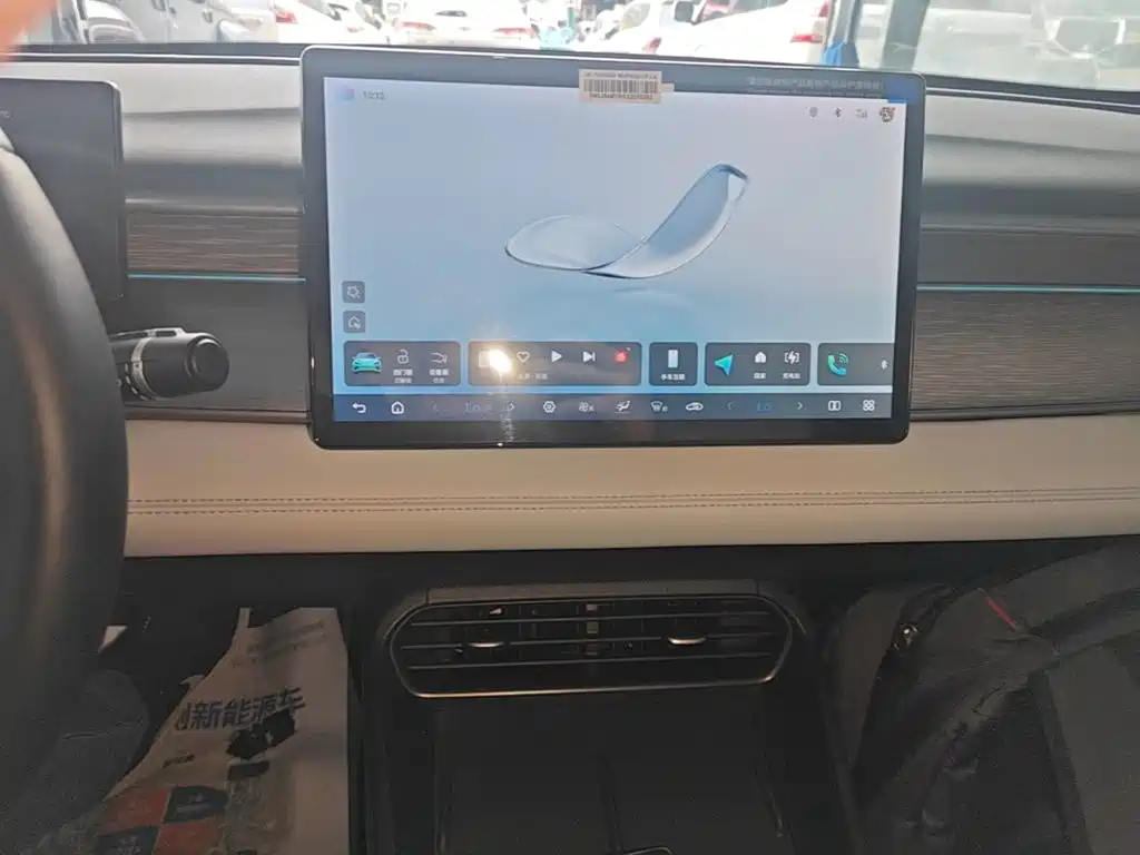 BYD Seal 05 DM-i — миниатюра 13