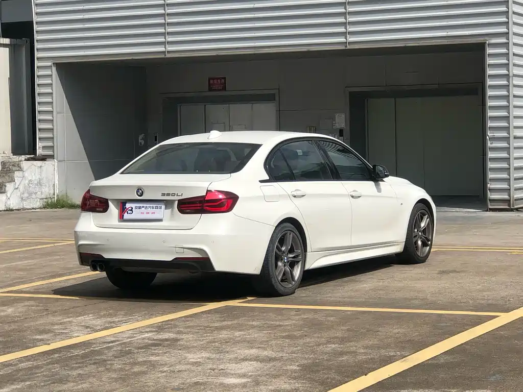 BMW 3 Series — миниатюра 4