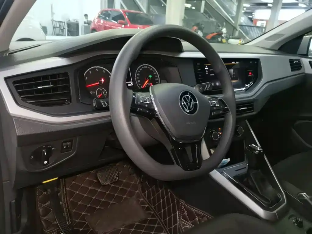 Volkswagen Polo — миниатюра 10
