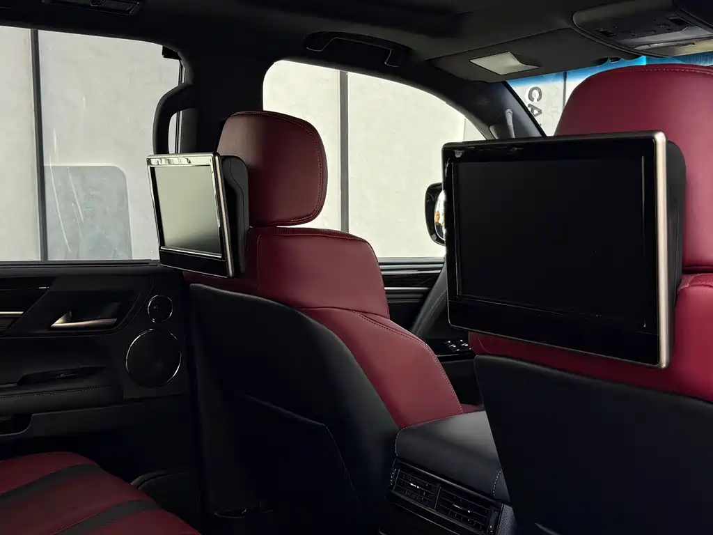 Lexus LX — миниатюра 16