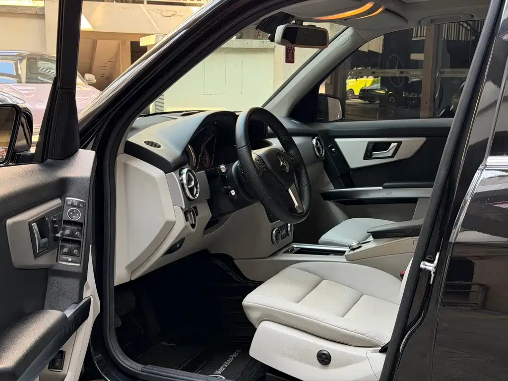 Mercedes-Benz GLK 2013 GLK 300 4MATIC