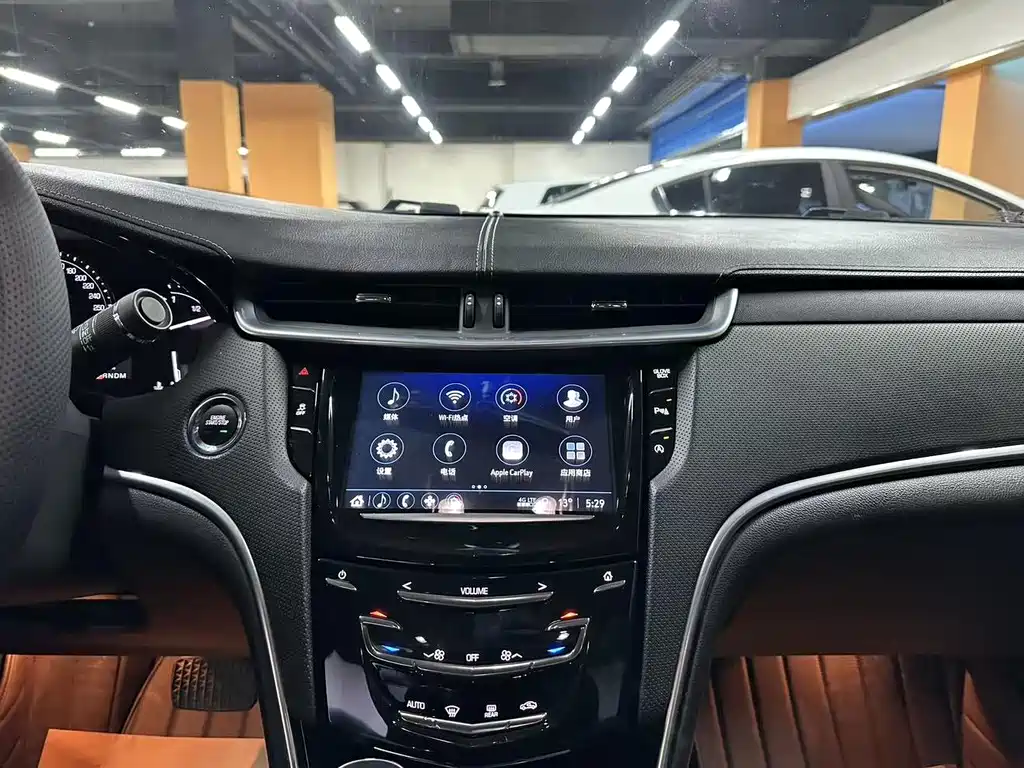 Cadillac XTS — миниатюра 11