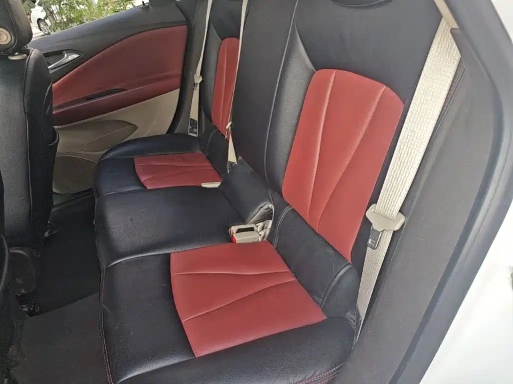 Buick Verano — миниатюра 17